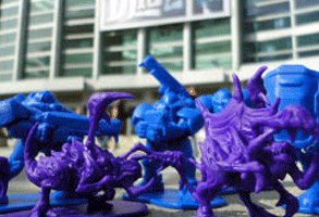 Starcraft 2 army men - Marines & Zergs - at BlizzCon