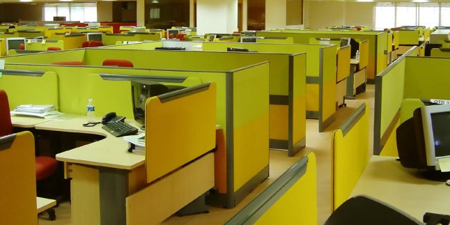 Cubicle Apocalypse Approaches | Happy Worker Toys & Collectibles